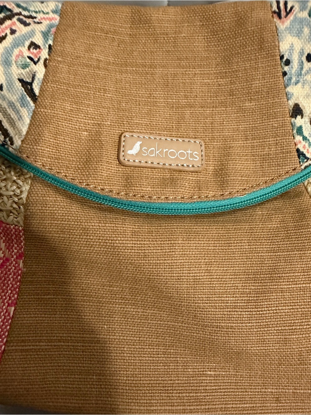 Sakroots/bohemian,free-spirited, & nature loving Cross-Body Bag for women. - Picture 6 of 15
